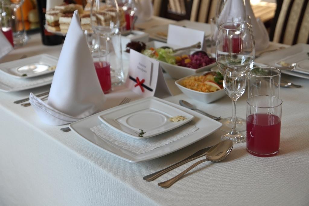 Osrodek Rekreacyjno - Wypoczynkowy Beskidek Hotel Gilowice  ภายนอก รูปภาพ